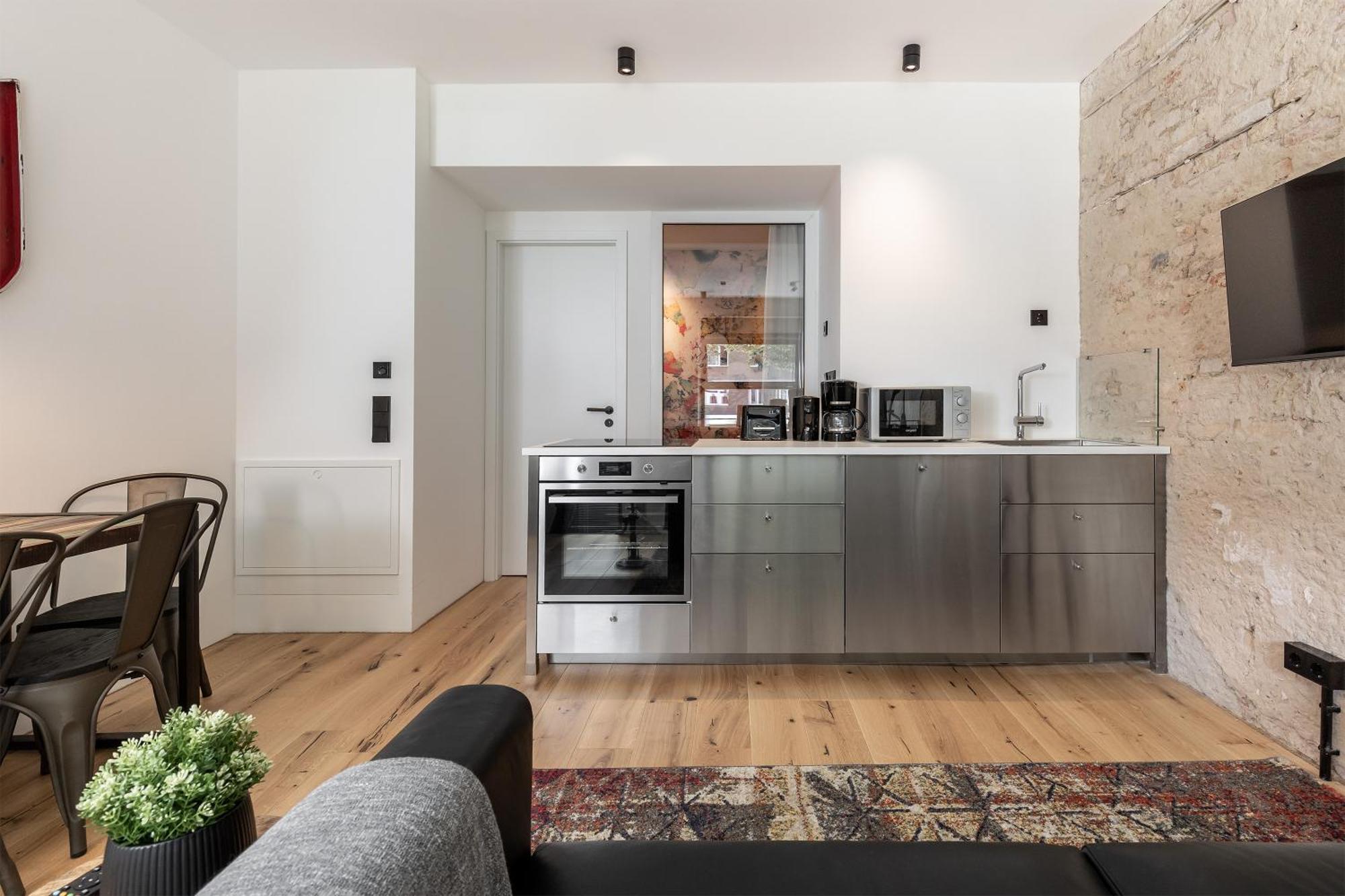 Coolest Apartment In Berlin, Easy Check-In, Industrial Style, Close To Center #3 Экстерьер фото